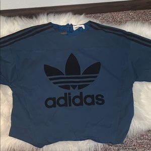 Adidas dark turquoise cropped shirt